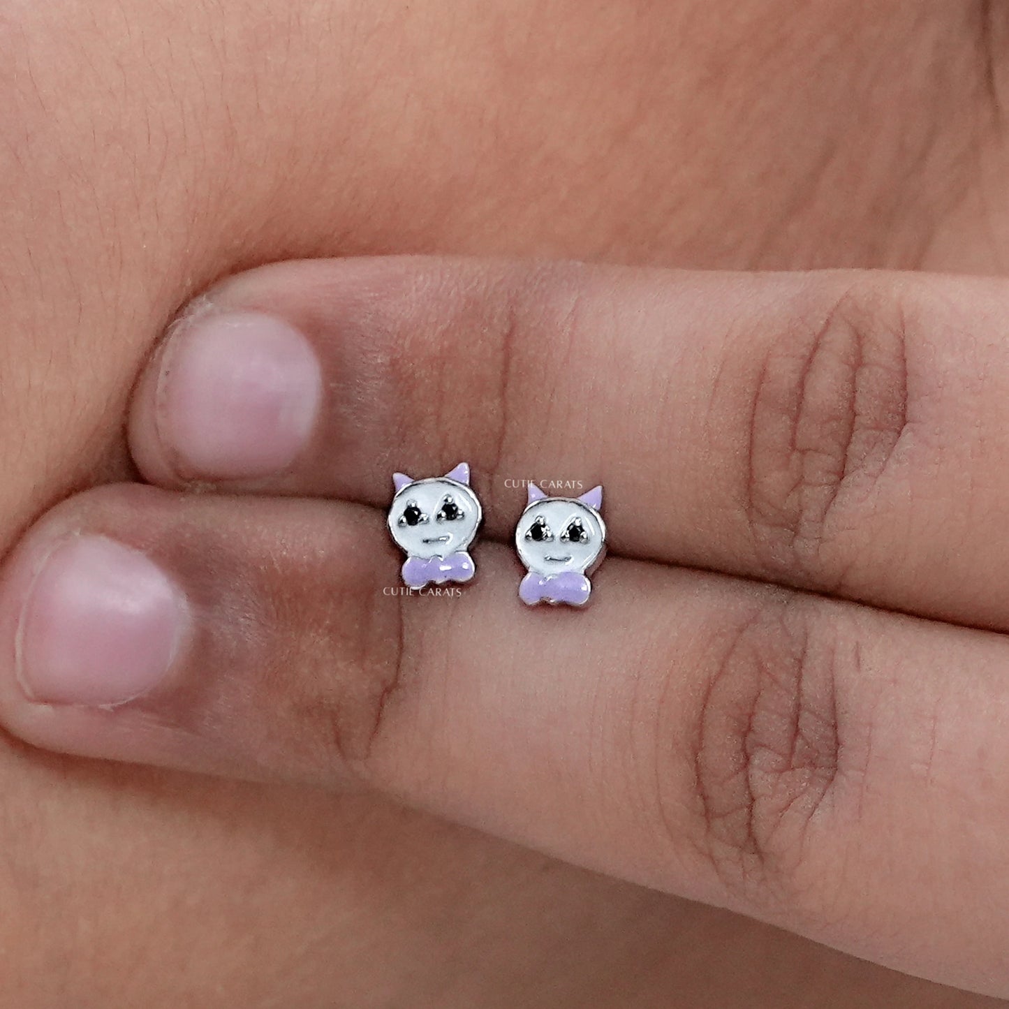 Cat Shape Enamel Stud For Kids