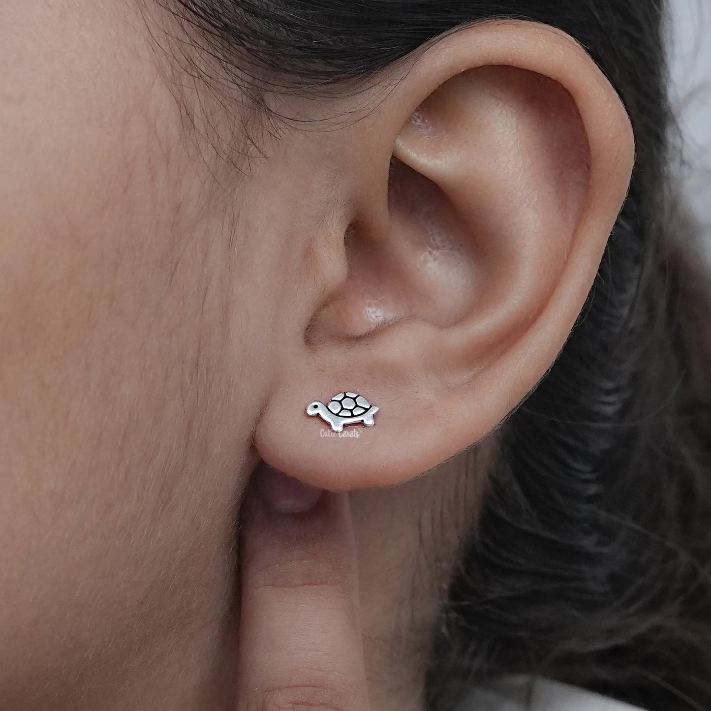 Little Turtle Push Back Stud Earring